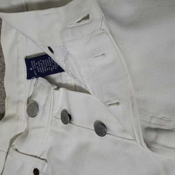 Vintage gap denim 100% cotton white 3" shorts - Picture 8 of 9